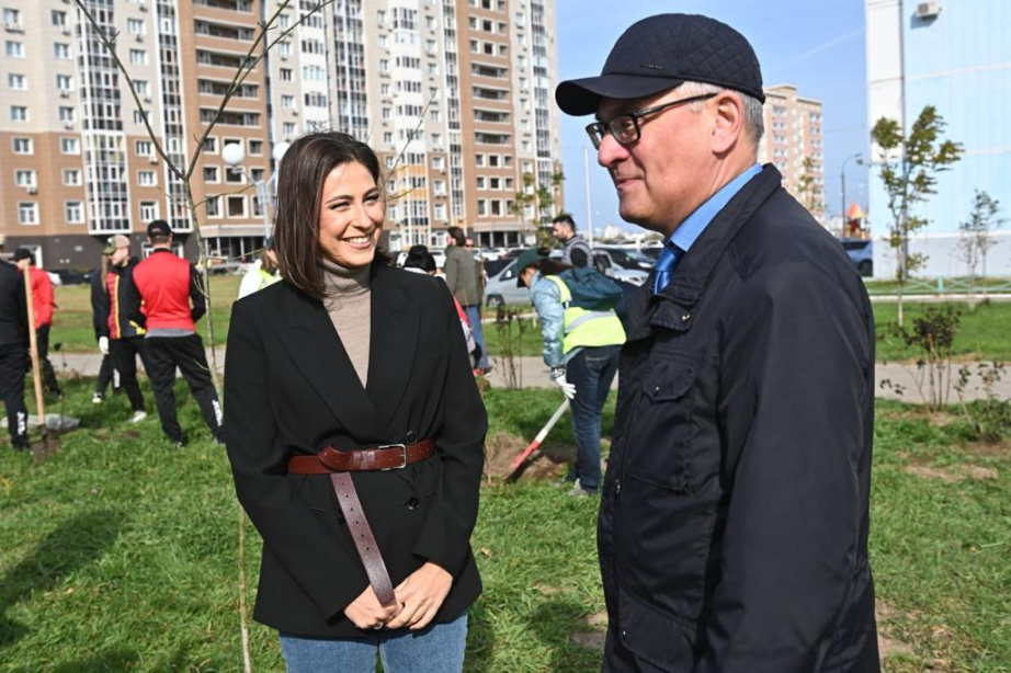 Голубые дороги: когда смотреть по ТВ в городе Арсеньев - Красная линия - Рамблер/телепрограмма