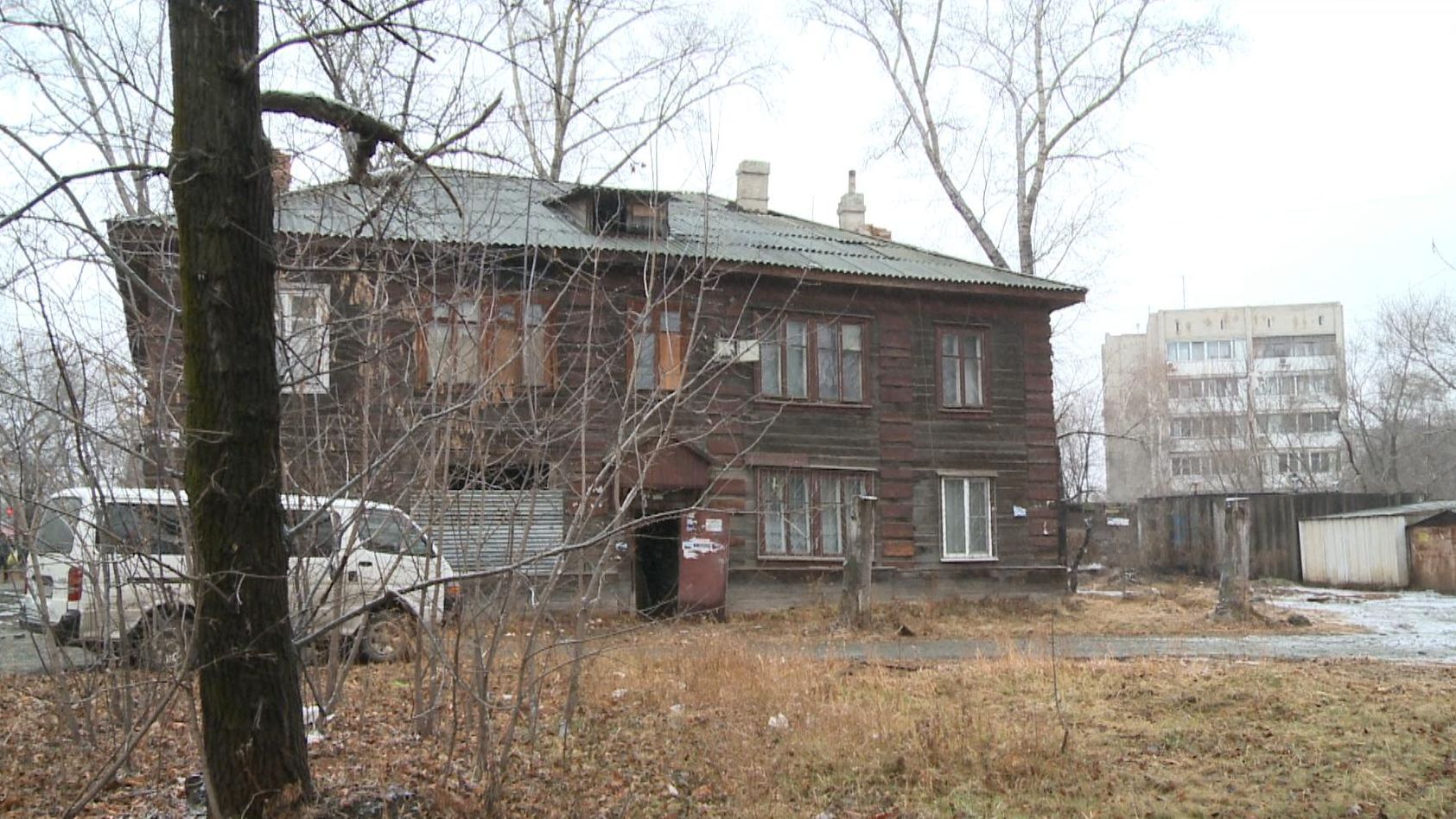 Борьбу с нелегальными жильцами в ветхих домах ведёт администрация  Хабаровска | Телеканал 